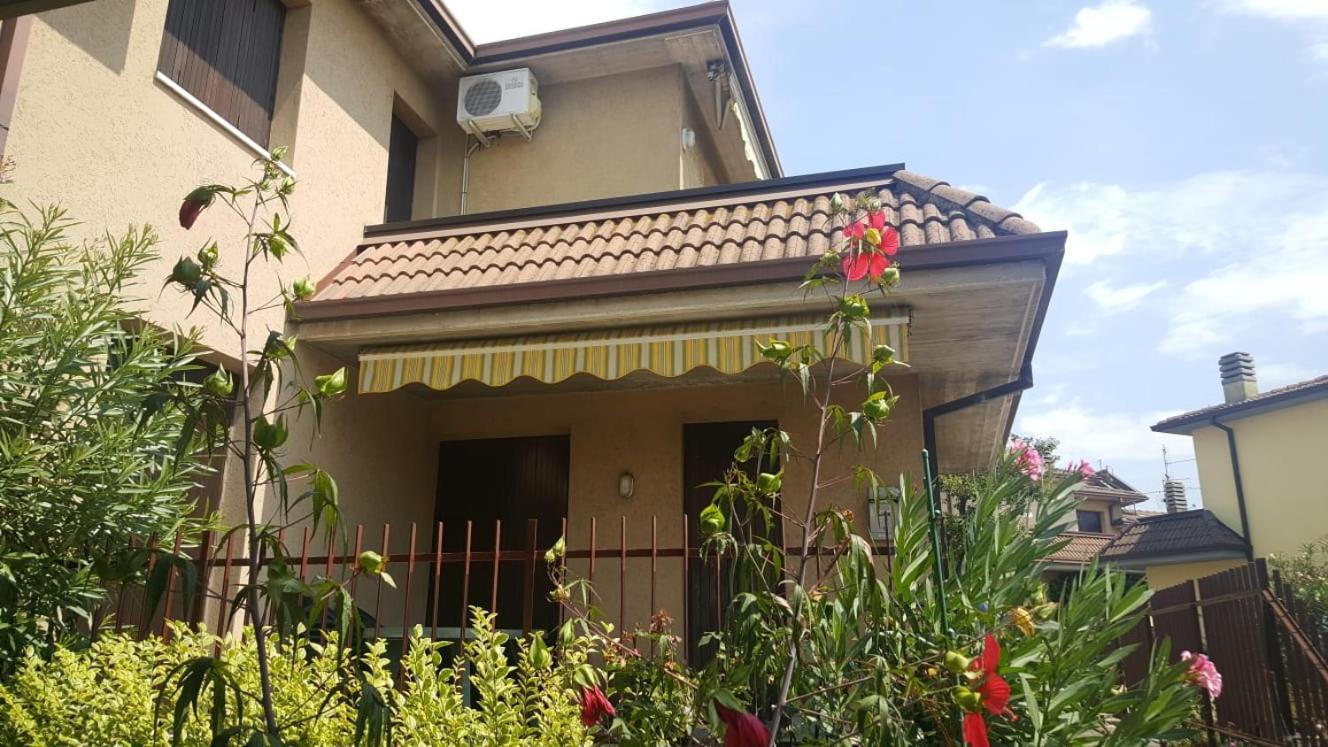 Eve House Gardalake Lonato Buitenkant foto